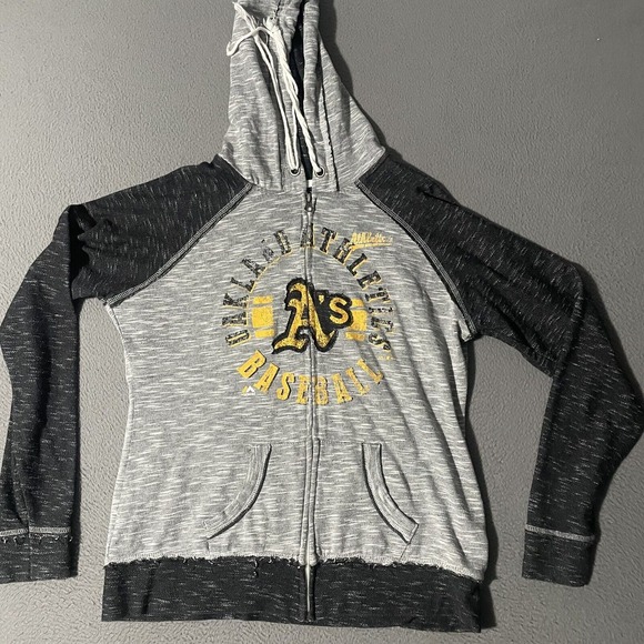 Oakland Athletics A's Distressed Zip Up Hoodie Majestic MLB Youth/Women's XL - Picture 1 of 7